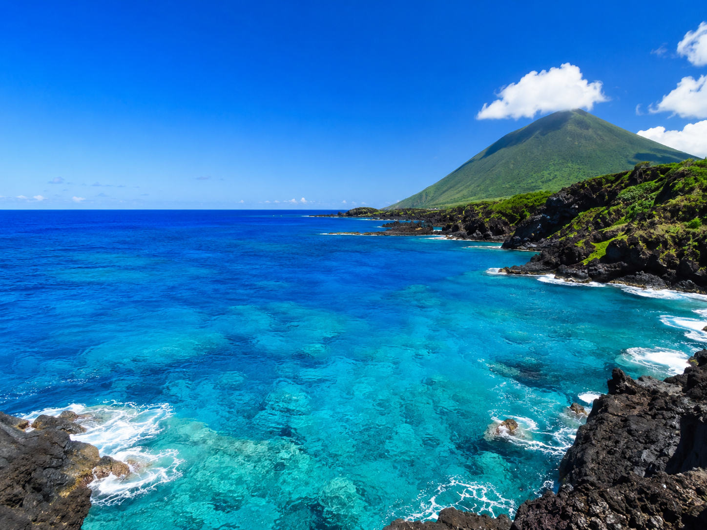 海の近くで過ごす島の暮らし